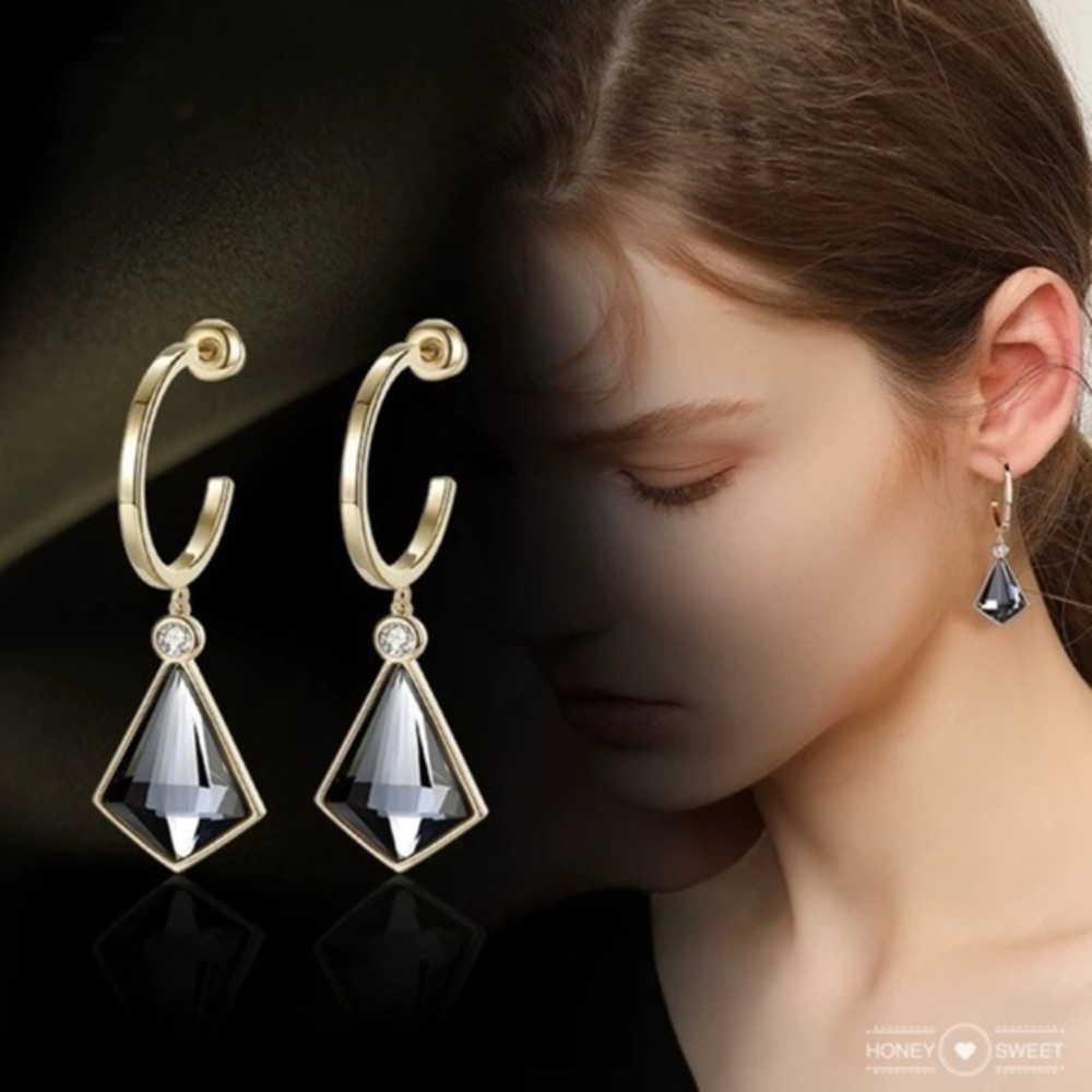- - - - 18K Gp Gray zircon  C-hoop  Earrings